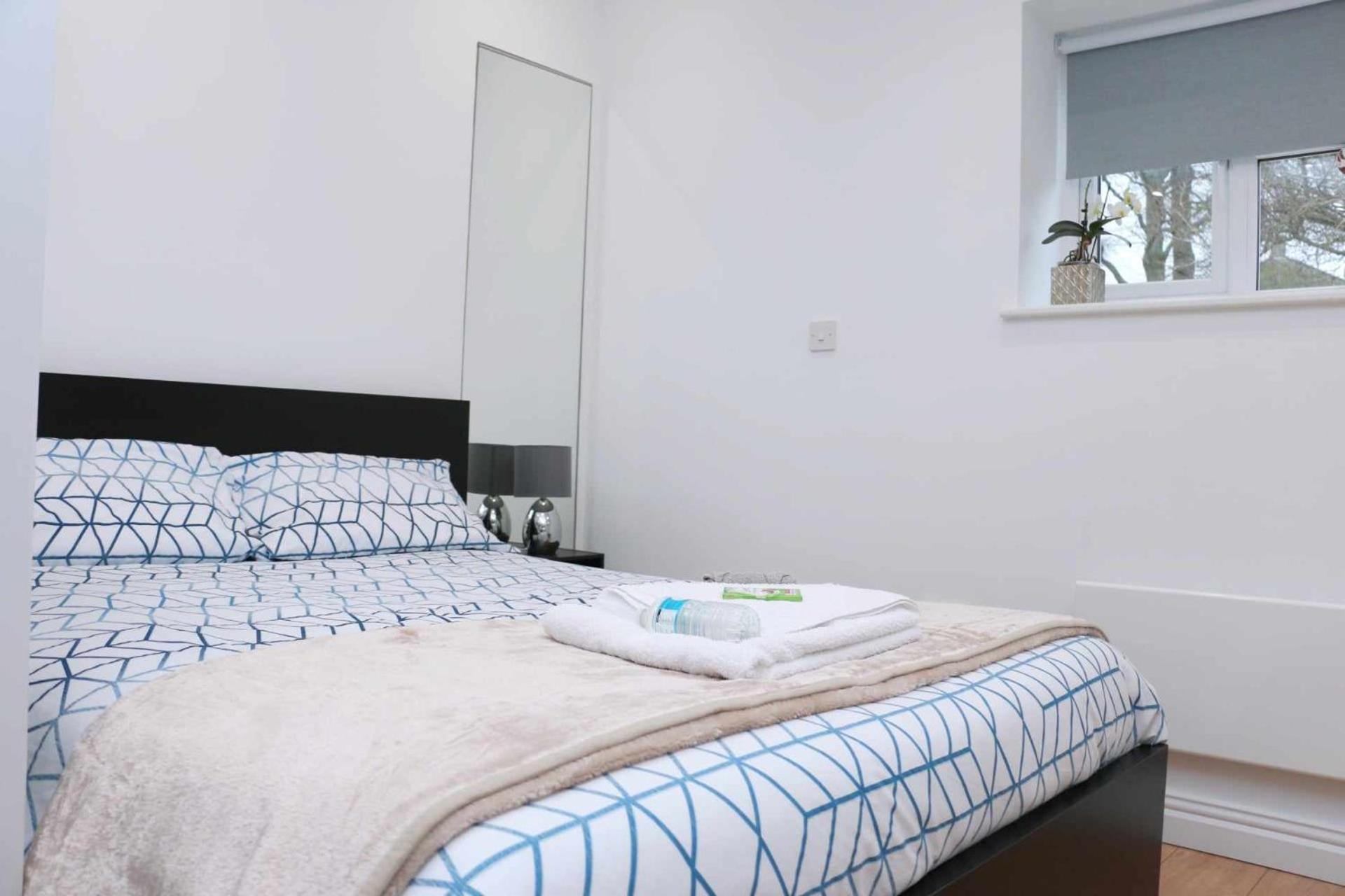 Suffolk Cosy Corner With Free Parking, 10min Walking To Town Centre Apartment